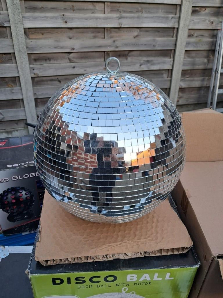 4x MB Disco bal 30cm, Hobby en Vrije tijd, Feestartikelen, Gebruikt, Overige typen, Ophalen
