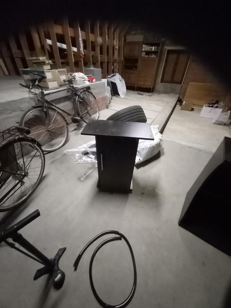 Armoire pour aquarium, Enlèvement, Comme neuf