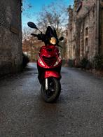 Piaggio Zip iGet A-klasse – 3700km – 1 jaar oud – Topstaat, Fietsen en Brommers, Scooters | Piaggio, Ophalen, Zip, Klasse A (25 km/u)