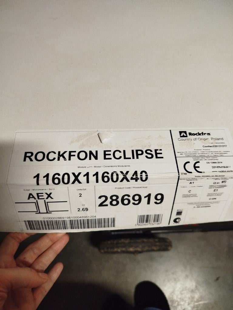 Nouveaux plafonds acoustiques Rockfon Eclipse, Enlèvement