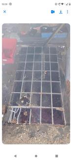 Environ 12 pièces de vitraux anciens, Enlèvement