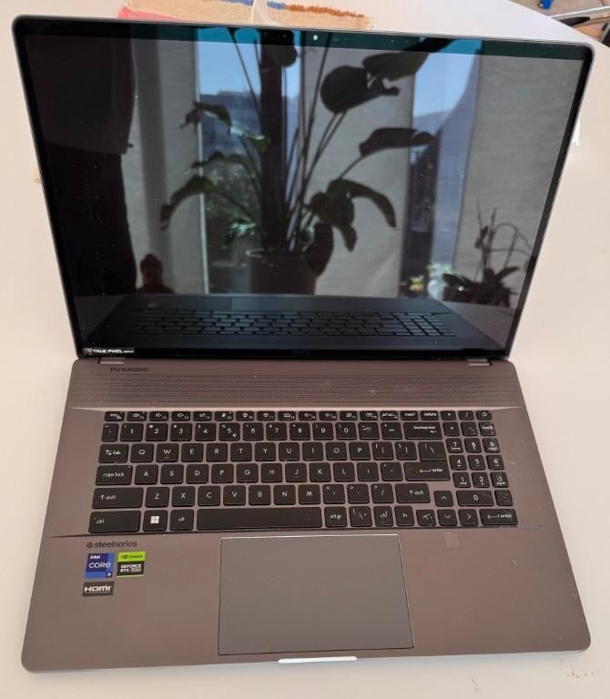 MSI creator z17 studio (i9-13950HX, 64GB RAM, RTX 4070), Computers en Software, Videokaarten, Ophalen, Gebruikt, HDMI, PCI-Express 4