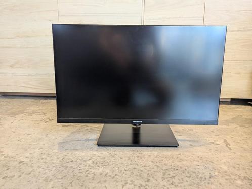 Samsung Monitor QHD, Computers en Software, Monitoren, Zo goed als nieuw, 60 Hz of minder, HDMI, Thunderbolt, USB-C, Hoofdtelefoonaansluiting