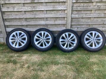 Mercedes C-klasse Velgen met Bridgestone winterbanden beschikbaar voor biedingen
