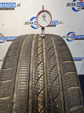 2x Minerva Ice-Plus S210 245/40 R19 98V 245/40/19 2454019 (p beschikbaar voor biedingen