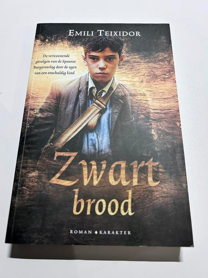 Emili Teixidor - Zwart brood, Boeken, Literatuur, Ophalen of Verzenden