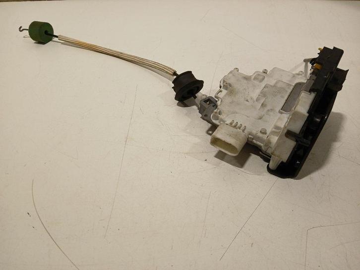 Slot mechaniek portier links achter Audi A6, Auto-onderdelen, Carrosserie, Audi, Gebruikt, Herkomst onderdeel bekend, 12 maanden garantie
