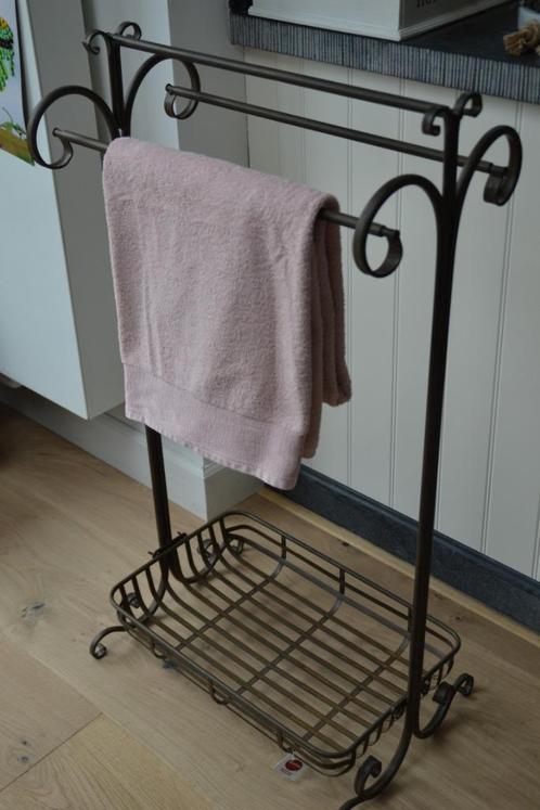 Handdoekrek Staand incl. Legmand landelijk, Maison & Meubles, Salle de bain | Linge de bain & Accessoires, Neuf, Porte-serviettes