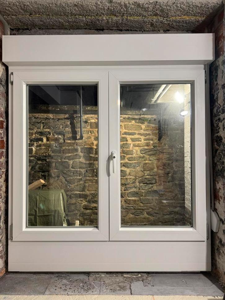 Châssis Kommerlings L140x H160 volet alu v. anti-Effraction, Bricolage & Construction, Châssis & Portes coulissantes, Utilisé