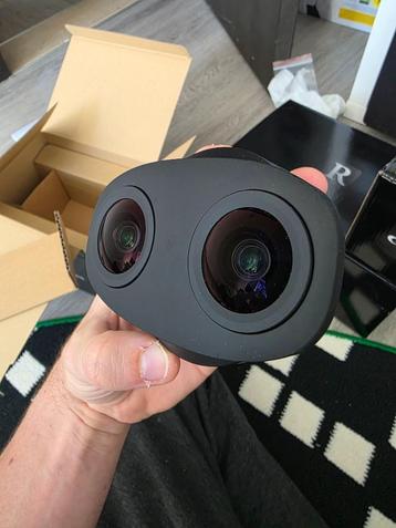 Canon RF-S 3.9mm F3.5 STM Dual Fisheye beschikbaar voor biedingen