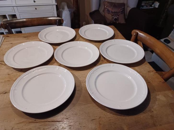 VILLEROY EN BOCH CORTINA 2700 7 Borden 29 cm, Antiek en Kunst, Antiek | Servies los, Ophalen of Verzenden