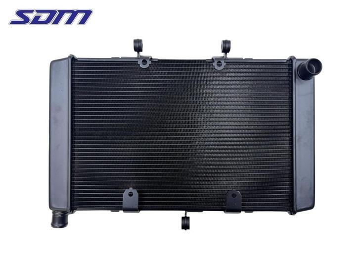 RADIATEUR CB 1000 R 2008-2016 (CB1000R) (19010-MFN-D01), Motoren, Onderdelen | Overige, Gebruikt