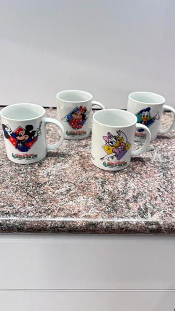 4 soeptassen Disney beschikbaar voor biedingen