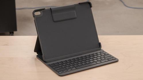Logitech iPad 11" keyboard toetsenbordcase toesenbord, Informatique & Logiciels, Housses pour tablettes, Utilisé, Enlèvement ou Envoi