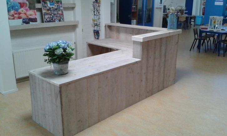 Unieke kwaliteit receptiebalie, winkelbalie van steigerhout, Huis en Inrichting, Kasten | Dressoirs, Nieuw, Ophalen