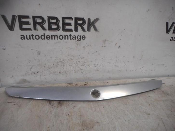 SIERLIJST BUMPER MIDDEN ACHTER Tigra Twin Top (93-162-200), Auto-onderdelen, Carrosserie, Opel, Achter, Gebruikt
