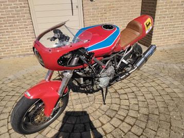 Ducati 750  i.e.  ss, Motoren, 2 cilinders, Particulier, Meer dan 35 kW, 749 cc