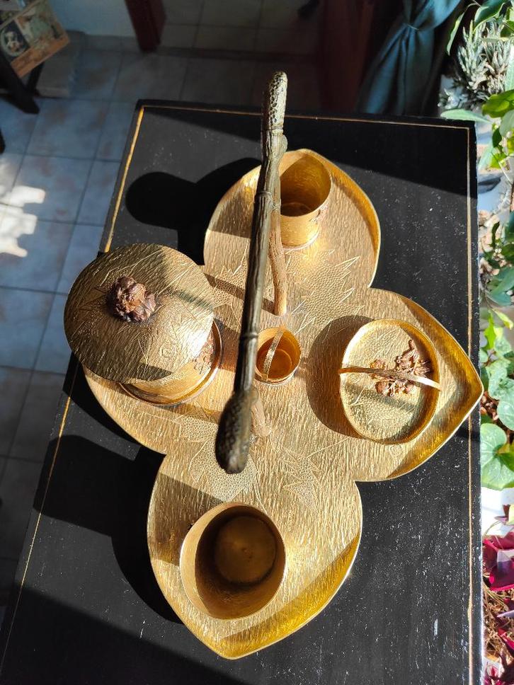 Antiquité - Nécessaire de table japonais en bronze, Antiquités & Art, Antiquités | Plateaux, Enlèvement ou Envoi