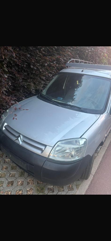 Citroën berlingo, Auto's, Citroën, Particulier, Berlingo, Diesel, Euro 3, 3 deurs, Handgeschakeld, Zilver of Grijs, Stof, Ophalen