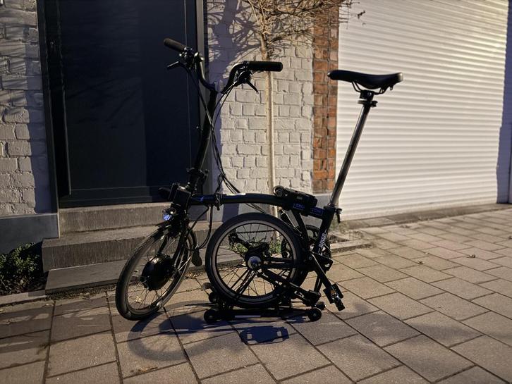 Elektrische Brompton - 6 versnellingen – heel goede staat, Fietsen en Brommers, Fietsen | Vouwfietsen, Gebruikt, Brompton, 16 tot 18 inch