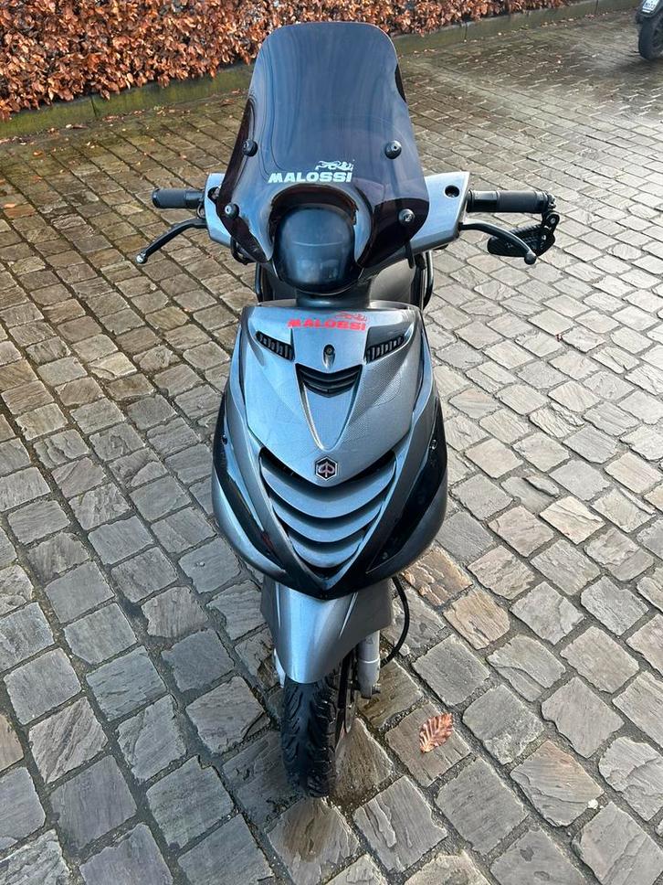 Piaggio zip A klasse, Fietsen en Brommers, Scooters | Piaggio, Zo goed als nieuw, Zip, Klasse A (25 km/u), Benzine, Ophalen