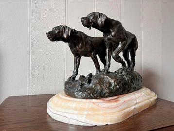 Bronzen beeld van honden met marmer sokkel, Antiek en Kunst, Ophalen, Brons