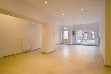 Appartement à vendre à Frameries, 1 chambre, 251 m², Appartement, 1 pièces