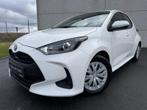 Toyota Yaris 1.5 Hybrid e-CVT Dynamic avec 12 719 km SEULEME, Achat, Noir, 5 portes, Automatique