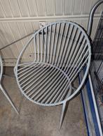 Twee Grijze Tuinstoelen Salvador, Tuin en Terras, Tuinstoelen, Ophalen, Zo goed als nieuw, Metaal, Stapelbaar