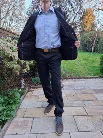 Célio M zwarte jas en broek beschikbaar voor biedingen