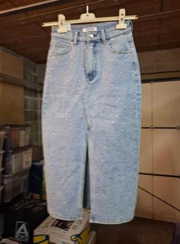 Jeans rok beschikbaar voor biedingen