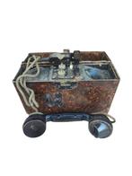 DUITSE VELDTELEFOON MODEL 33 (1944), Ophalen