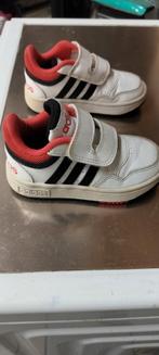 Basket très bon état pointure 24, Enlèvement, Comme neuf