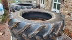 Gratuit pneus 16.9 r34, Zakelijke goederen, Landbouw | Onderdelen | Banden, Velgen en Assen