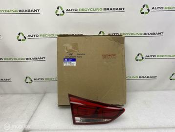 Achterlicht Links Hyundai i20  NIEUW 3 DEURS 92403C8200 beschikbaar voor biedingen