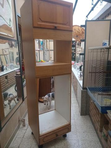 A DONNER GRAND MEUBLE COLONE DE CUISINE, Enlèvement
