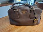 Prada handtas-Vitello Daino leer (donkerbruin), Handtassen en Accessoires, Tassen | Schoudertassen, Ophalen, Zo goed als nieuw