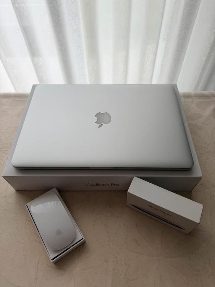 Apple MacBook Pro 15-inch + apple magic mouse wit, Computers en Software, Apple Macbooks, 15 inch, 2 tot 3 Ghz, 16 GB, Ophalen