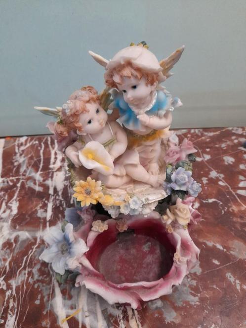 Porseleinen decoratie met engelenfontein, Verzamelen, Porselein, Kristal en Bestek, Zo goed als nieuw, Porselein, Ophalen of Verzenden