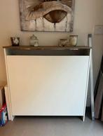 Omkasting radiator, Ophalen, Zo goed als nieuw, Radiator
