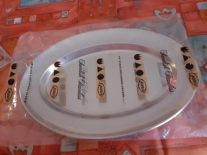 4 Plats en inox, Maison & Meubles, Cuisine | Vaisselle, Enlèvement ou Envoi