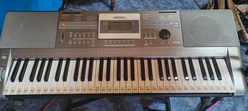 Medeli A100 met standaard, Musique & Instruments, Claviers, Utilisé, 61 touches, Medeli, Avec pied, Enlèvement