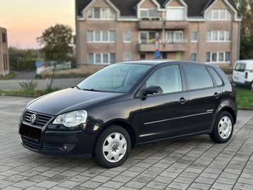Volkswagen polo Benzine/Airco beschikbaar voor biedingen