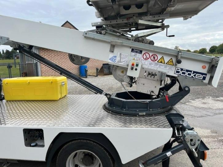 Böcker meubellift type HL 27/1-6 LH/lift, Zakelijke goederen, Machines en Bouw | Liften, Steigers en Ladders, Ophalen