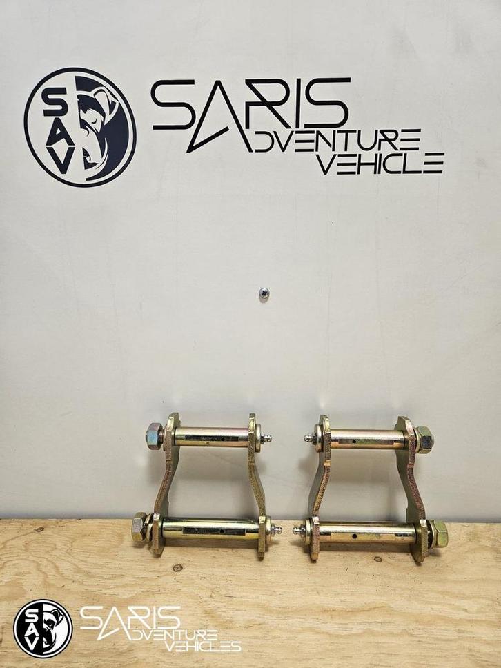 Dobinsons Veerschommel ( Spring Shackle ), Autos : Pièces & Accessoires, Suspension & Châssis, Toyota, Neuf, Enlèvement ou Envoi