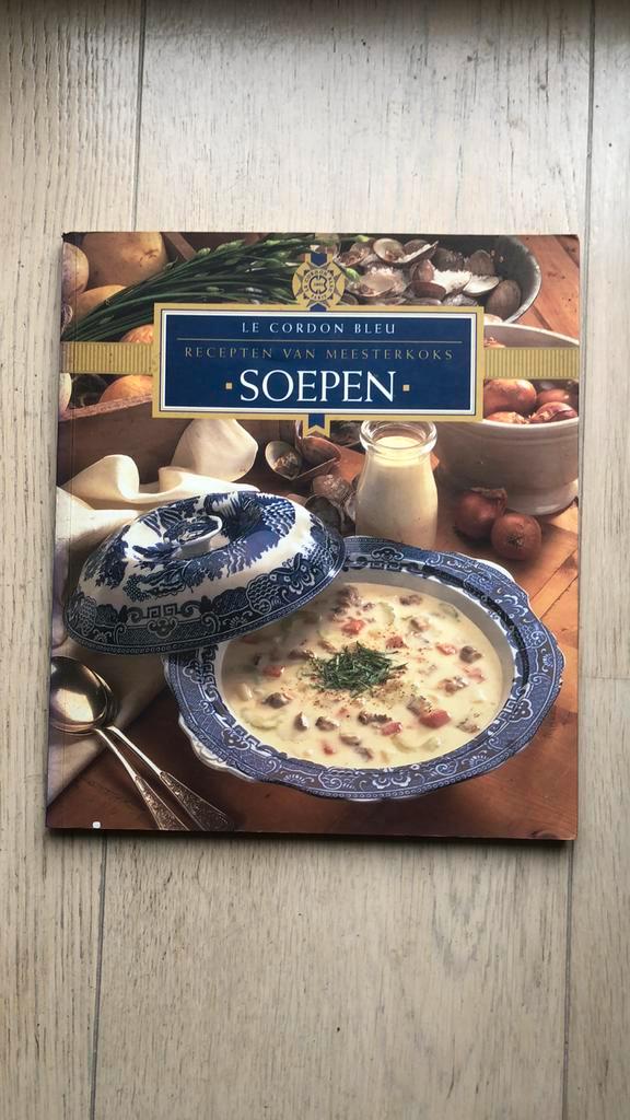 Kookboek Le Cordon Bleu., Boeken, Kookboeken, Zo goed als nieuw, Ophalen