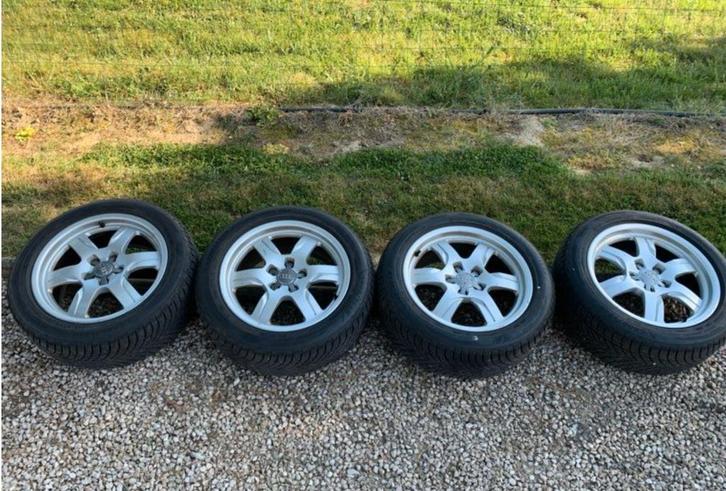 Audi A3 A4 A5 A6 Velgen - zeer goede winterbanden 225 50 17, Auto-onderdelen, Banden en Velgen, Banden en Velgen, Winterbanden