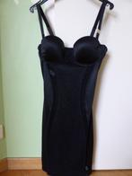 Jolie combinette/sous-robe noire dentelle Madame Supertrash, Comme neuf, Noir, Taille 34 (XS) ou plus petite, Enlèvement ou Envoi