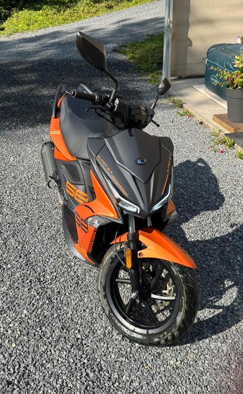 Kymco super 8R, Fietsen en Brommers, Scooters | Kymco, Zo goed als nieuw, Super 8, Klasse B (45 km/u), Benzine, Ophalen