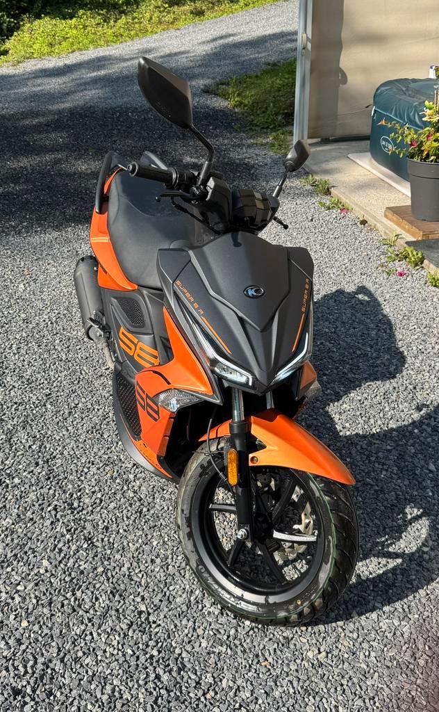 Kymco super 8R, Vélos & Vélomoteurs, Scooters | Kymco, Utilisé, Super 8, Classe B (45 km/h), Essence, Enlèvement